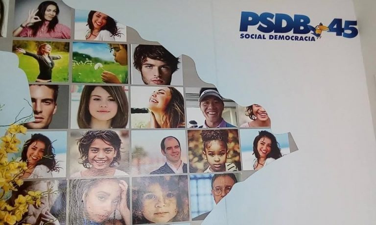 Banner do PSDB usa foto de Selena Gomez como brasileira