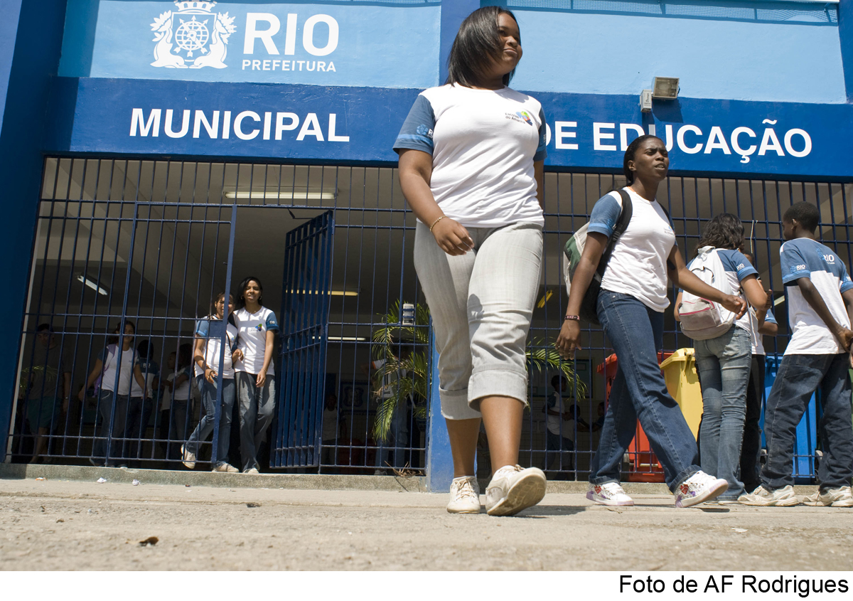 Aulas retornam no próximo dia 19 para estudantes do 3º ano do Ensino Médio, no Rio de Janeiro