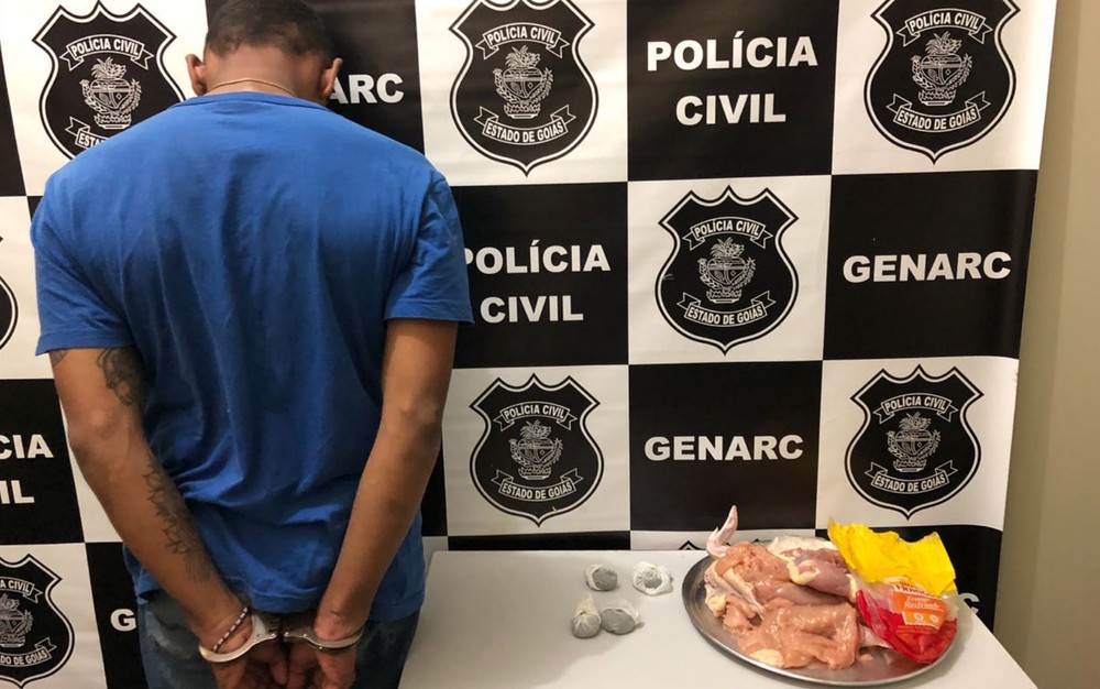 Jovem é preso por “rechear” frango congelado com maconha para entregar a detento em Rio Verde