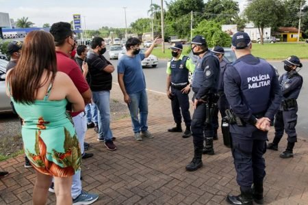 Alta na  gasolina fizeram motoristas de App e caminhoneiros  protestarem no DF