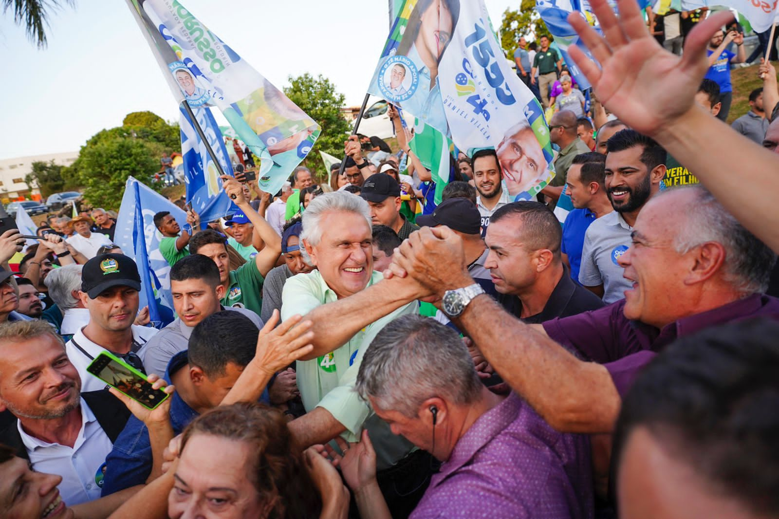 Serpes: Caiado aumenta 10% e vence com folga no primeiro turno