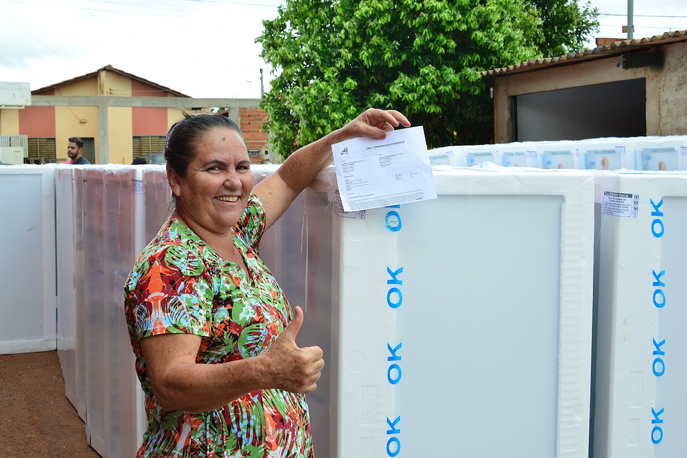 Enel leva troca de geladeiras para Iporá