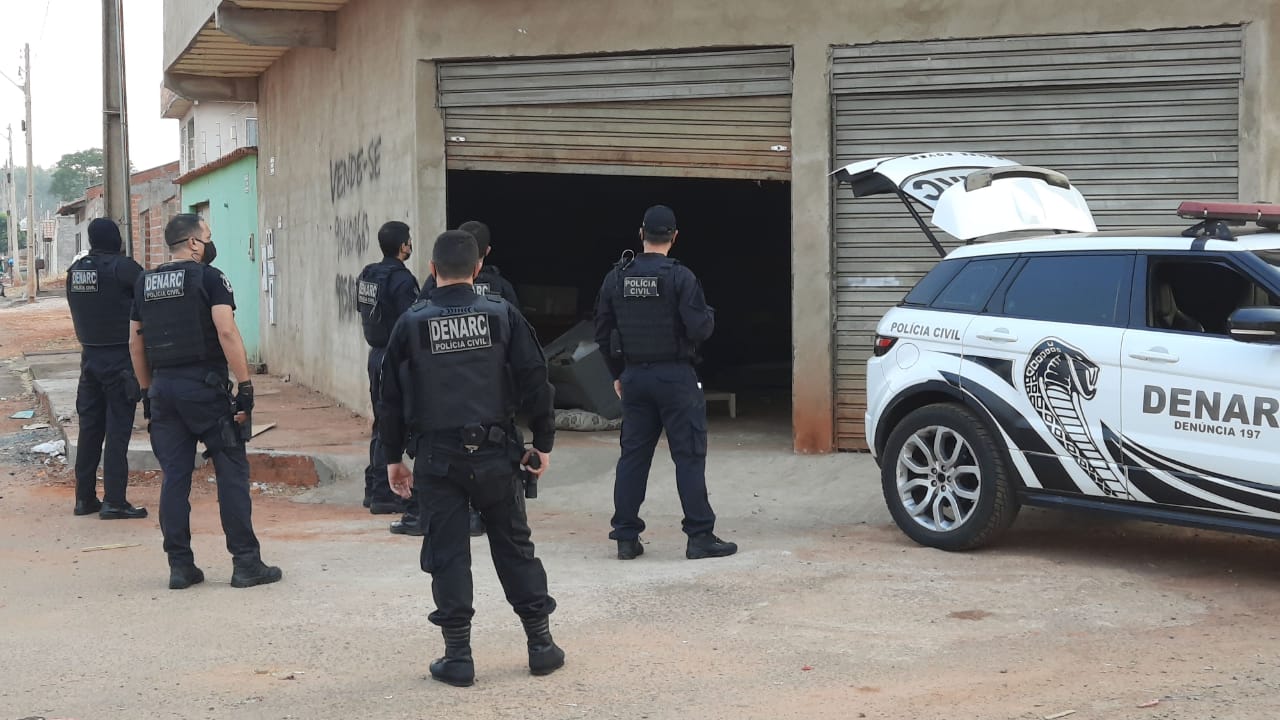 Polícia Civil cumpre mandados contra associação criminosa dedicada ao tráfico de drogas em Goiânia