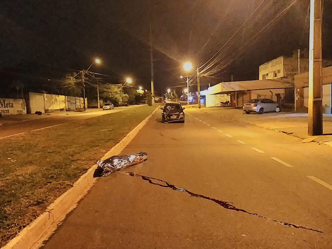 Homem morre após ser atingindo por veículo na Avenida Diogo Naves