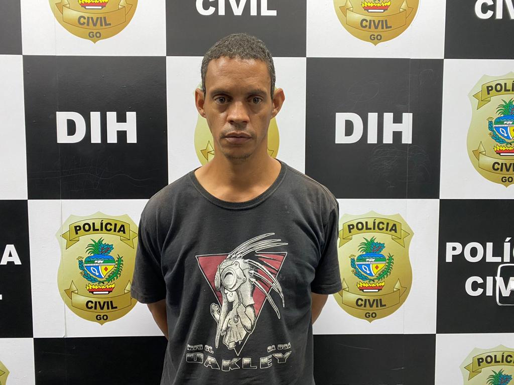 Homem é preso suspeito de espancar a companheira até a morte