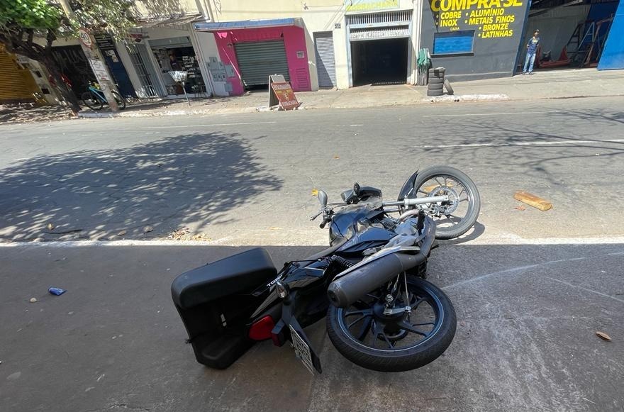 Motociclista morre após acidente