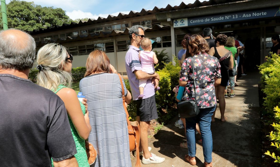 Covid-19: ministério muda protocolo de atendimento em posto de saúde