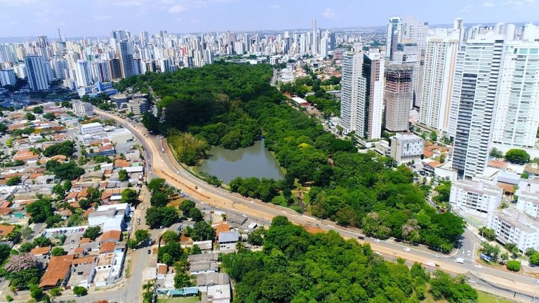 Prefeitura mantém serviços essenciais durante feriado