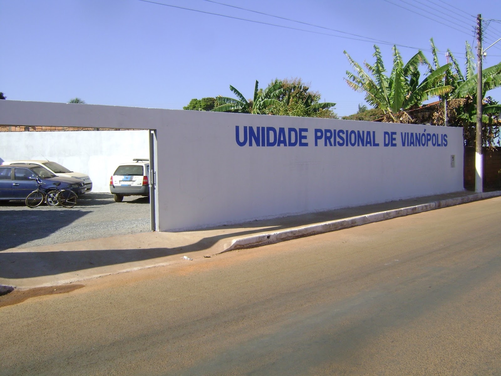 Quatro detentos fogem da unidade prisional de Vianópolis