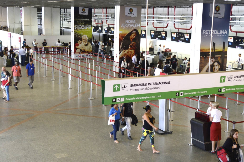 Quadrilha é presa suspeita de roubar cargas de celulares em aeroporto