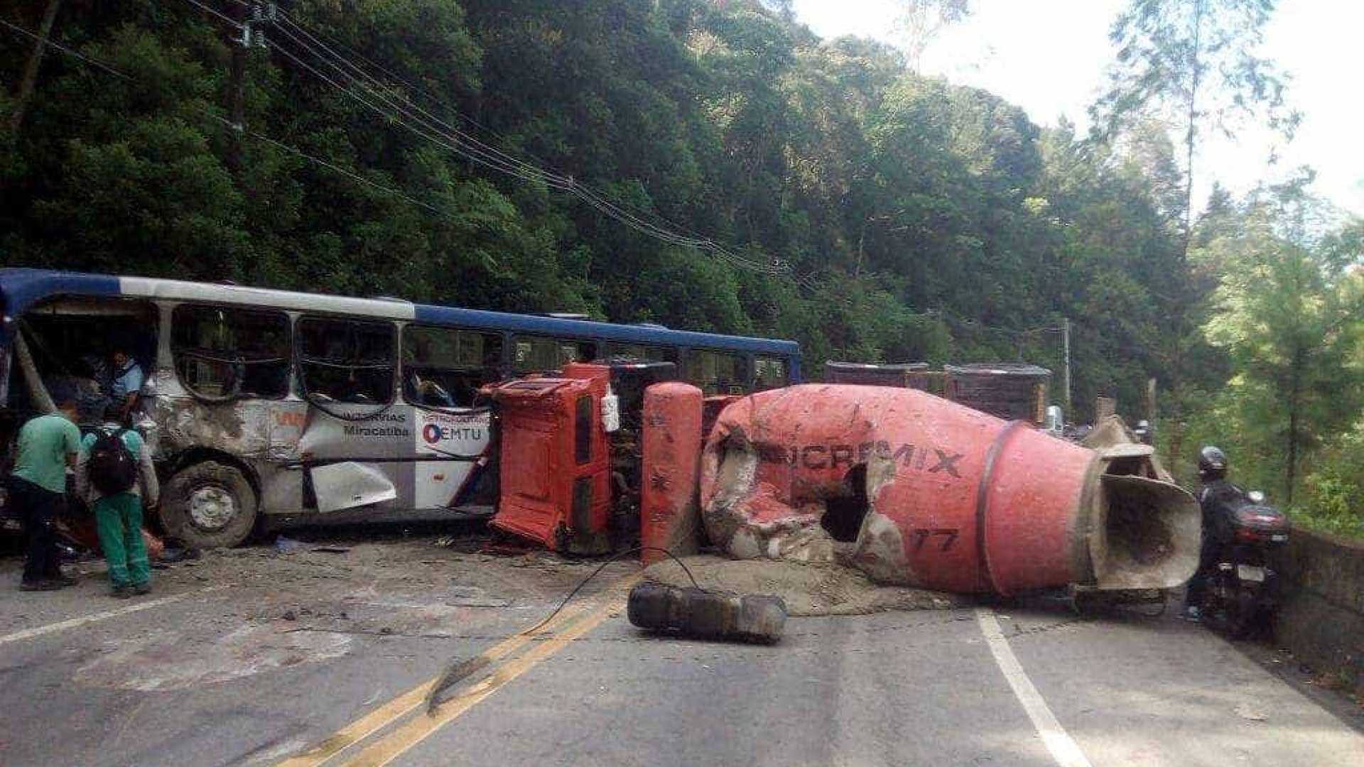 Motociclista morre atropelado após cair de moto na BR-414 em Cocalzinho de Goiás