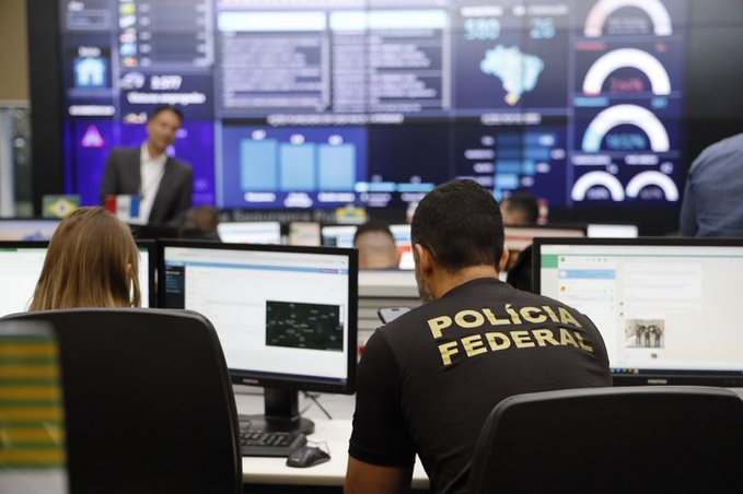 PF investiga vazamento da redação do Enem 2023 em redes sociais