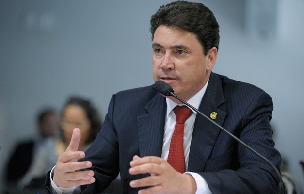 Grande destaque  da política goiana: senador Wilder Moraes