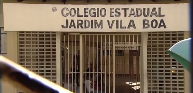 Adolescente esfaqueia colega em sala de aula por ciúmes, conforme a PM