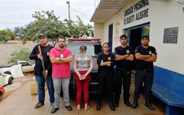 Agentes encontram celulares dentro de caixa de esgoto no presídio de Senador Canedo