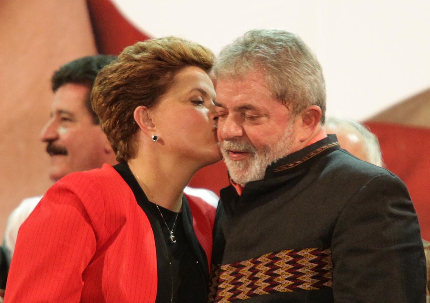 Janot denuncia Lula, Dilma e outros petistas como quadrilha