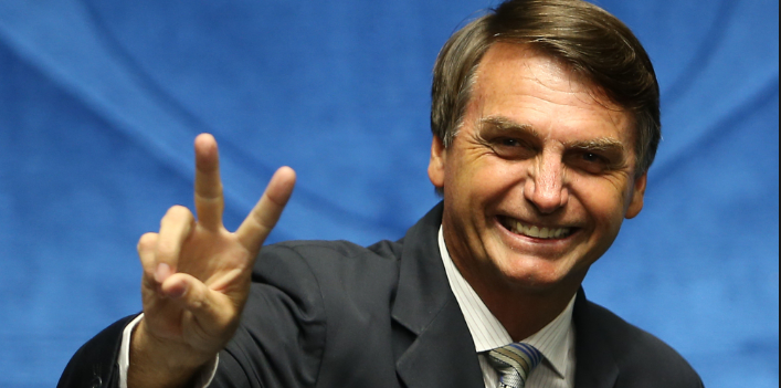 Bolsonaro diz que vai trabalhar por um Brasil em que todos sejam felizes