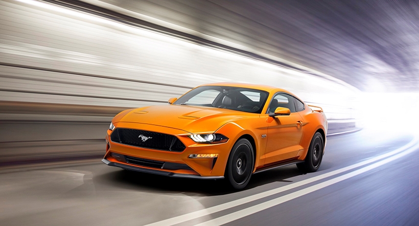 Ford Mustang vendeu mais de 200 unidades e fecha fevereiro na frente