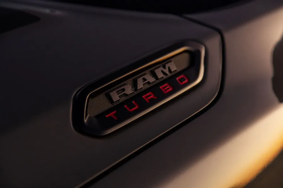 Teste: Ram Rampage R/T faz a diferença no visual invocado e no desempenho empolgante