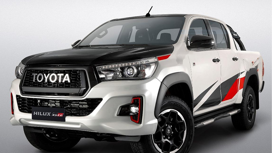 Toyota apresenta série especial GR Sport da Hilux no Salão do Automóvel