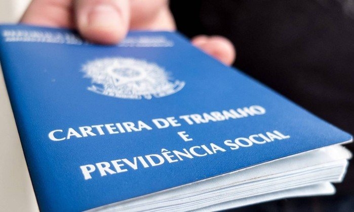 A reforma trabalhista CLT:  de Vargas a Temer e a precarização