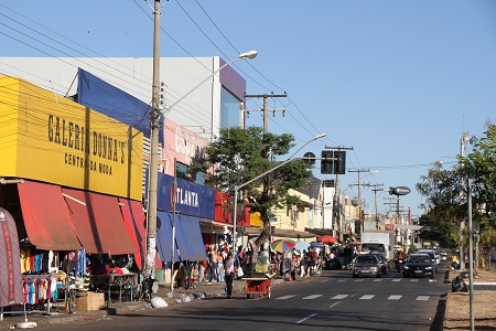 Prefeitura de Goiânia elabora plano de fiscalização para comércio na Rua 44