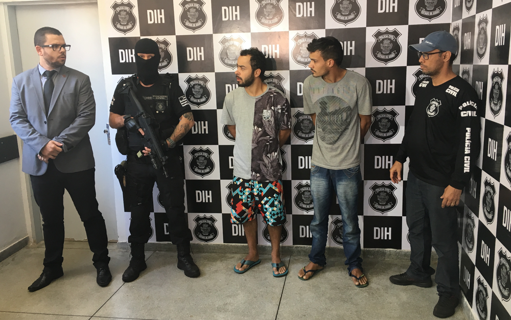 Dupla é presa suspeita de matar homem por dívida de drogas de R$ 50