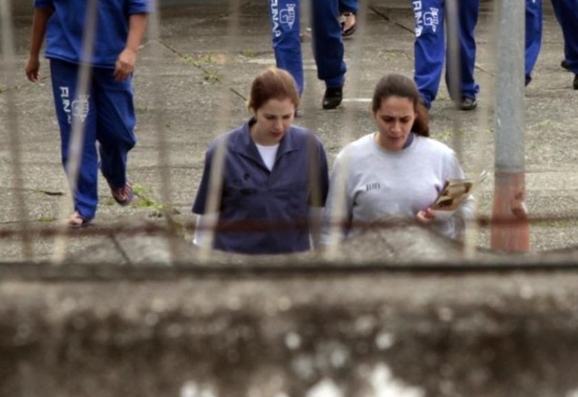 Suzane Von Richthofen e Anna Carolina Jatobá deixam cadeia para passar o Natal com a família