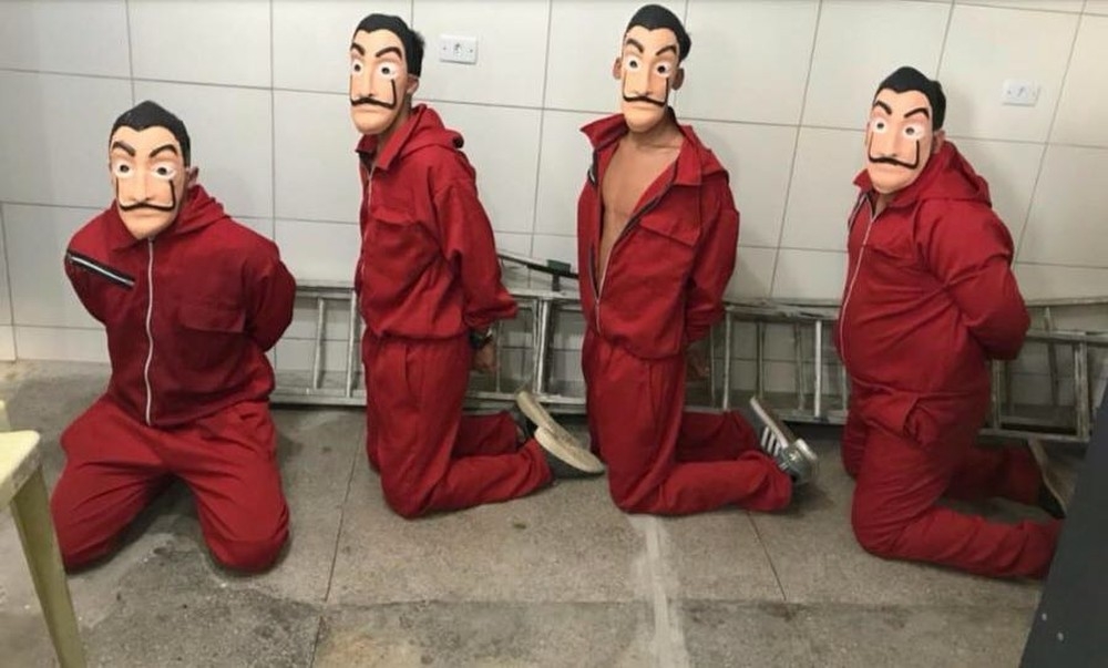 Youtubers que invadiram presídio vestidos de “La Casa de Papel” são soltos