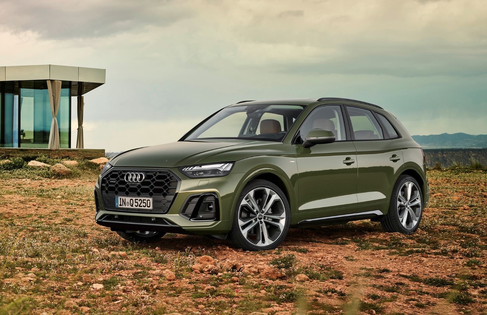 Novo Audi Q5 estreia a inédita carroceria Sportback no Brasil