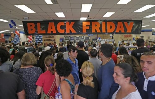 Shoppings mudam horário de funcionamento durante a Black Friday