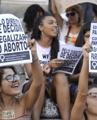 Votação de projeto que proíbe aborto deverá ser concluída hoje