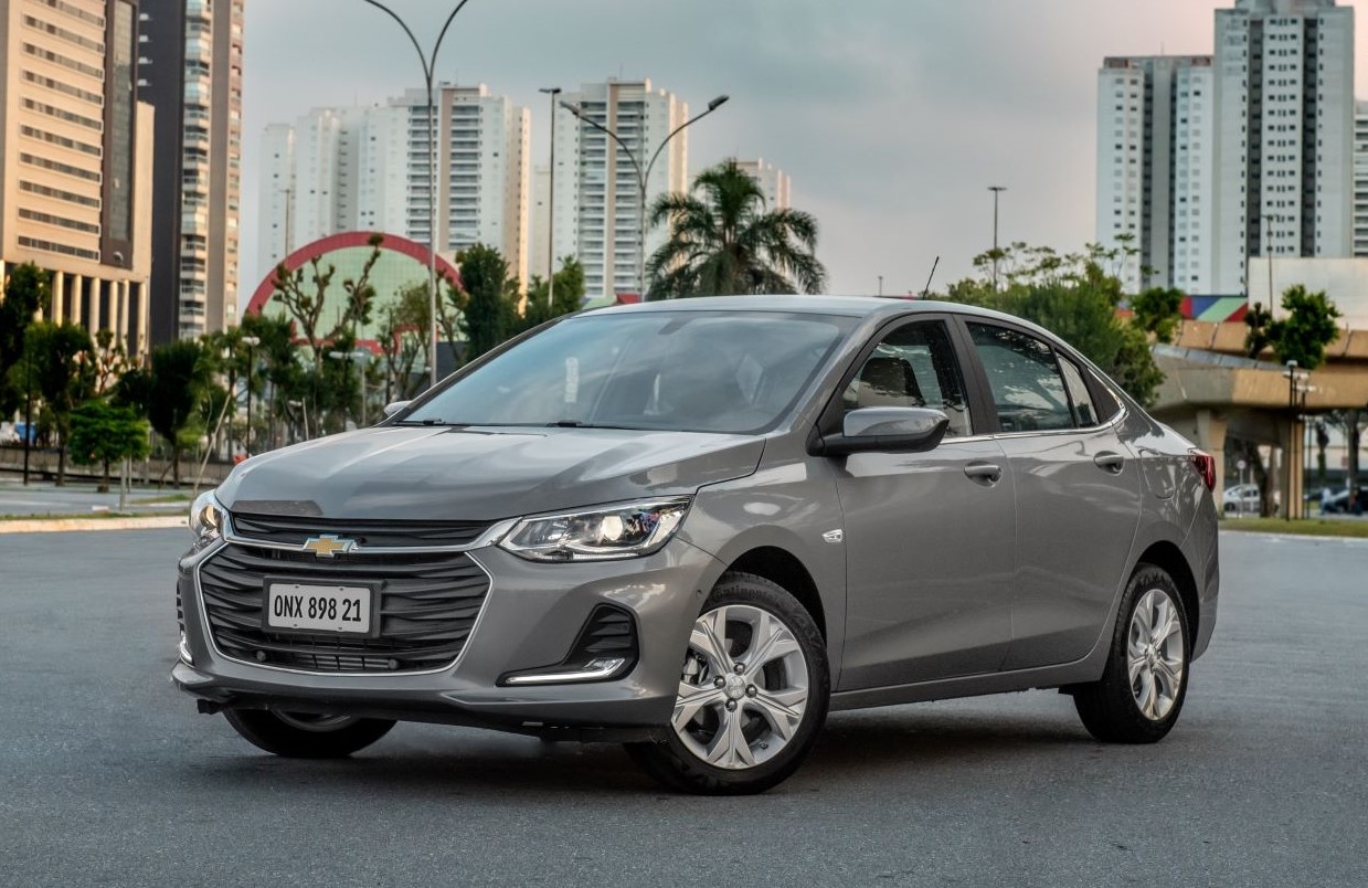 Chevrolet Onix 2021 estreia tecnologia com projeção de celular via Wi-Fi