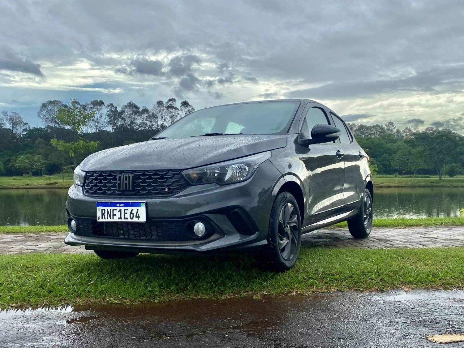 Fiat Argo 1.3 Drive: Aceleramos a versão S-Design