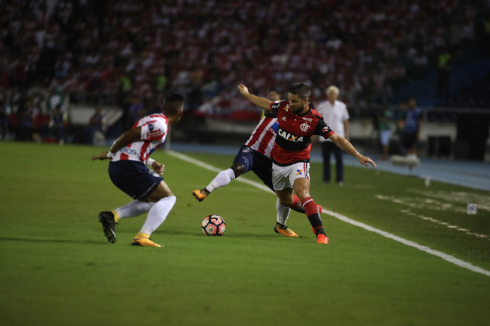 Flamengo vence na Colômbia e está na final da Sul-Americana