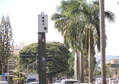 Marginal Botafogo recebe novos fotossensores