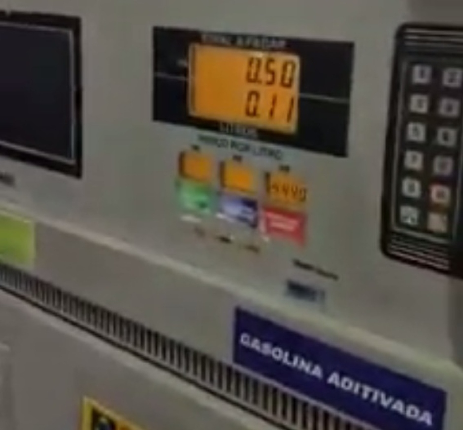 Em protesto contra aumento da gasolina, goianos pedem nota fiscal ao abastecerem R$ 0,50