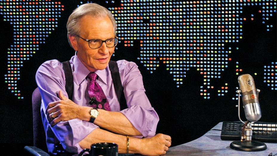 Larry King morre aos 87 anos por complicações da Covid-19