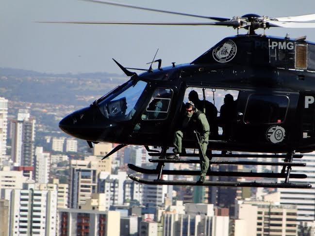 GRAer prende em flagrante  suspeito de tráfico de armas