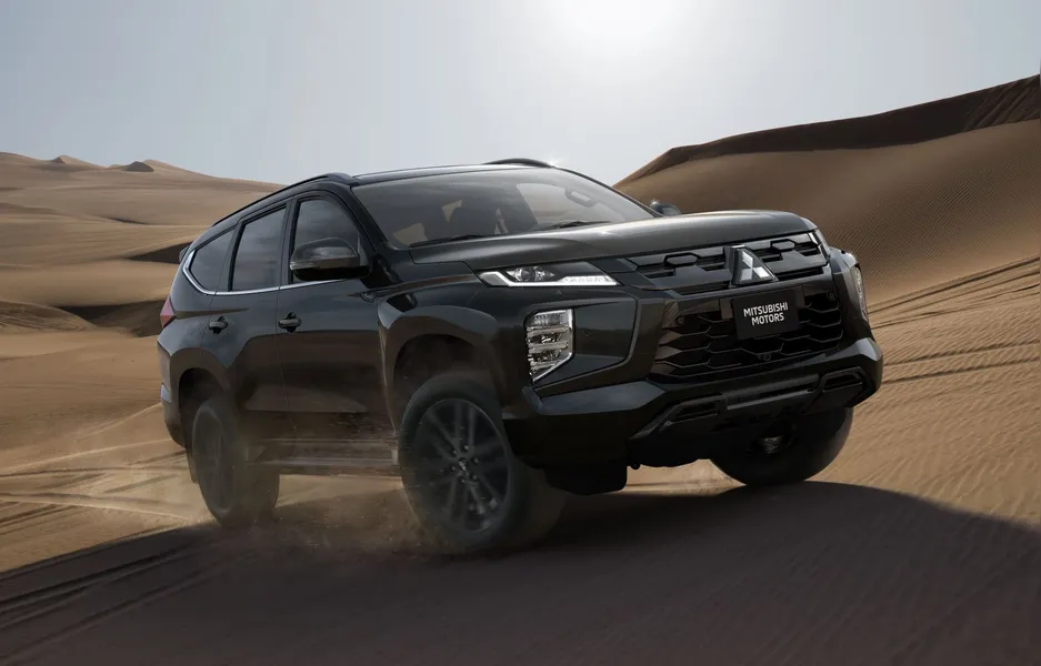 Pajero Sport 2025 atualiza o visual, fica mais luxuoso e parte de R$ 349.990