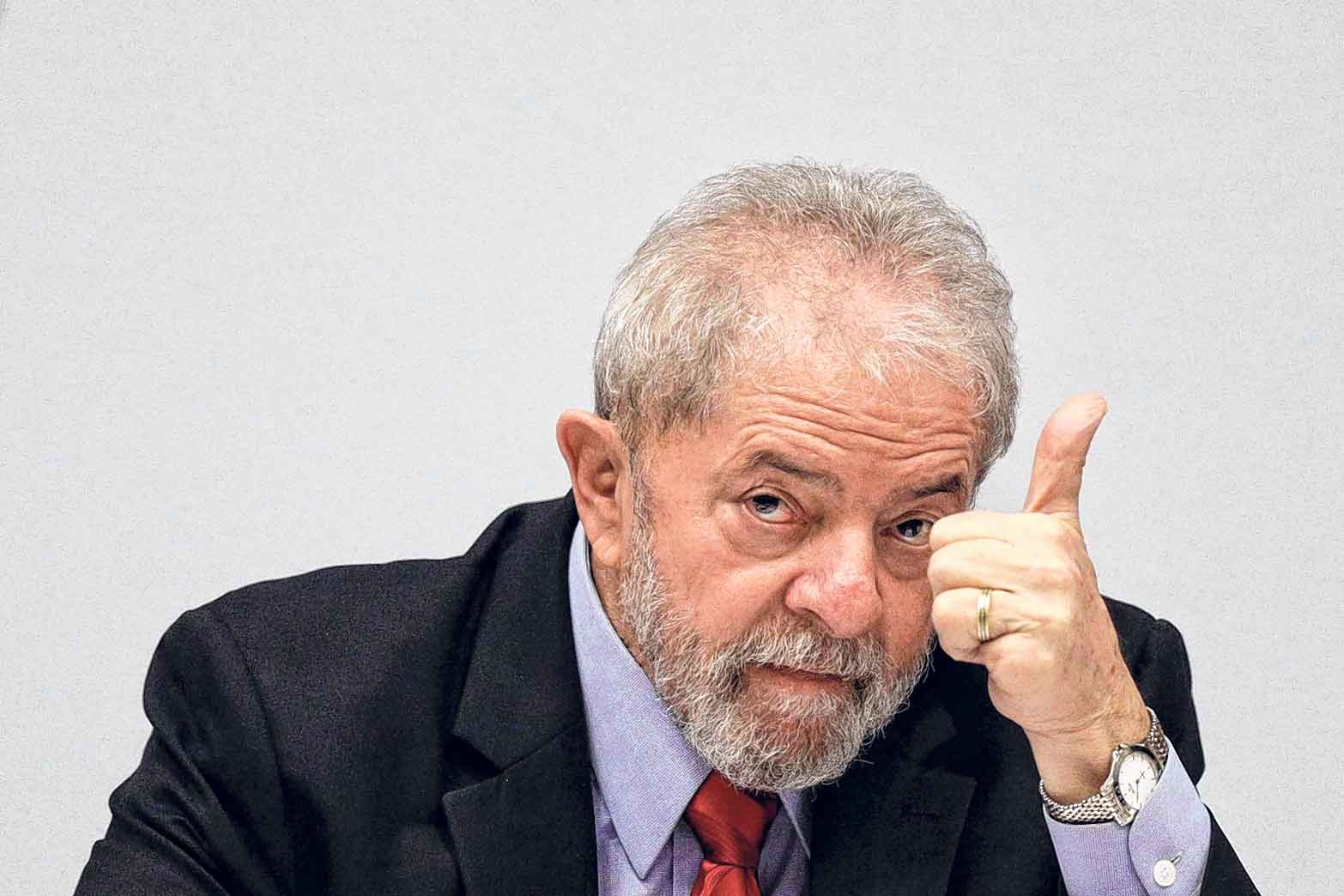 MPF pede à Justiça absolvição de Lula e anulação de delação de Delcídio