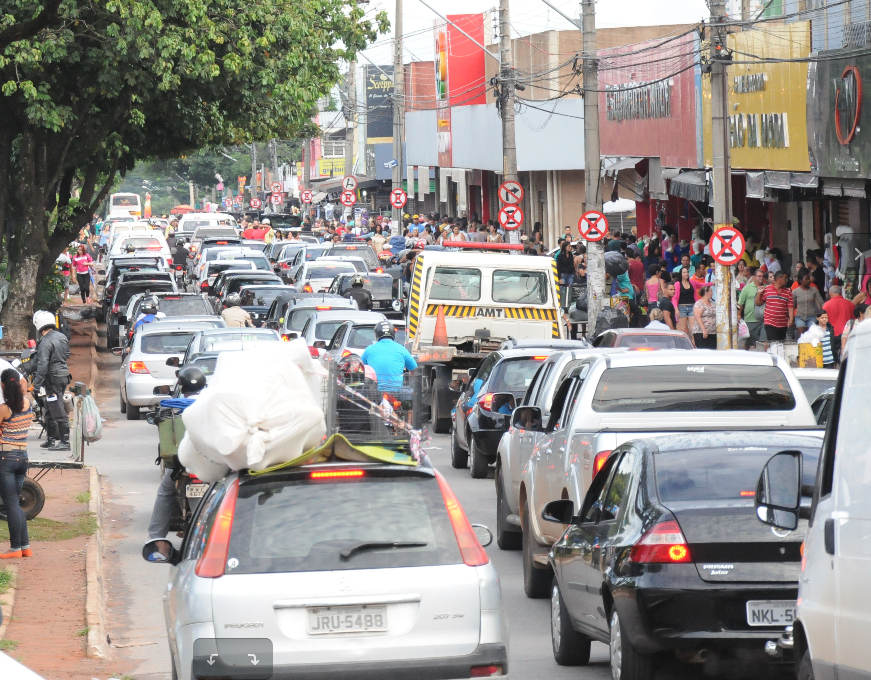 Cerca de 80% da população goiania deve sair às compras neste Natal