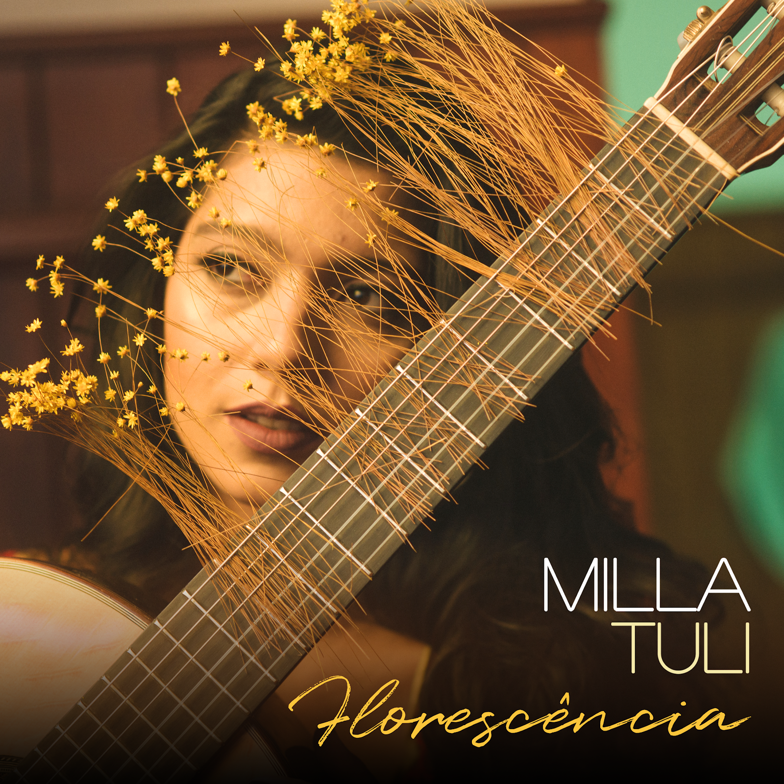 Os 15 anos de carreira de Milla Tuli