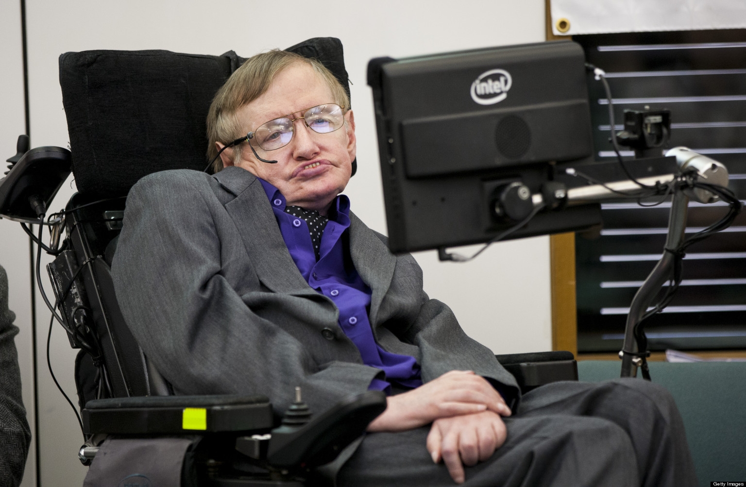 Stephen Hawking, físico britânico, morre aos 76 anos