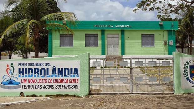 Prefeitura de Hidrolândia lança edital de concurso com salários de até R$ 6 mil