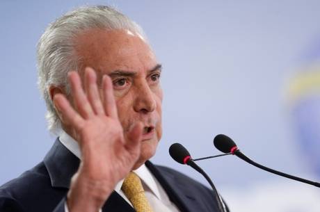 Temer diz que anunciará reajuste do Bolsa Família nesta sexta-feira