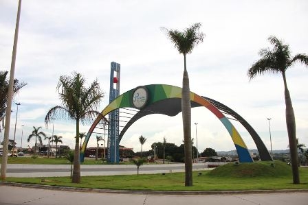 Viaduto João Hissassi Yano é inaugurado na saída de Nerópolis