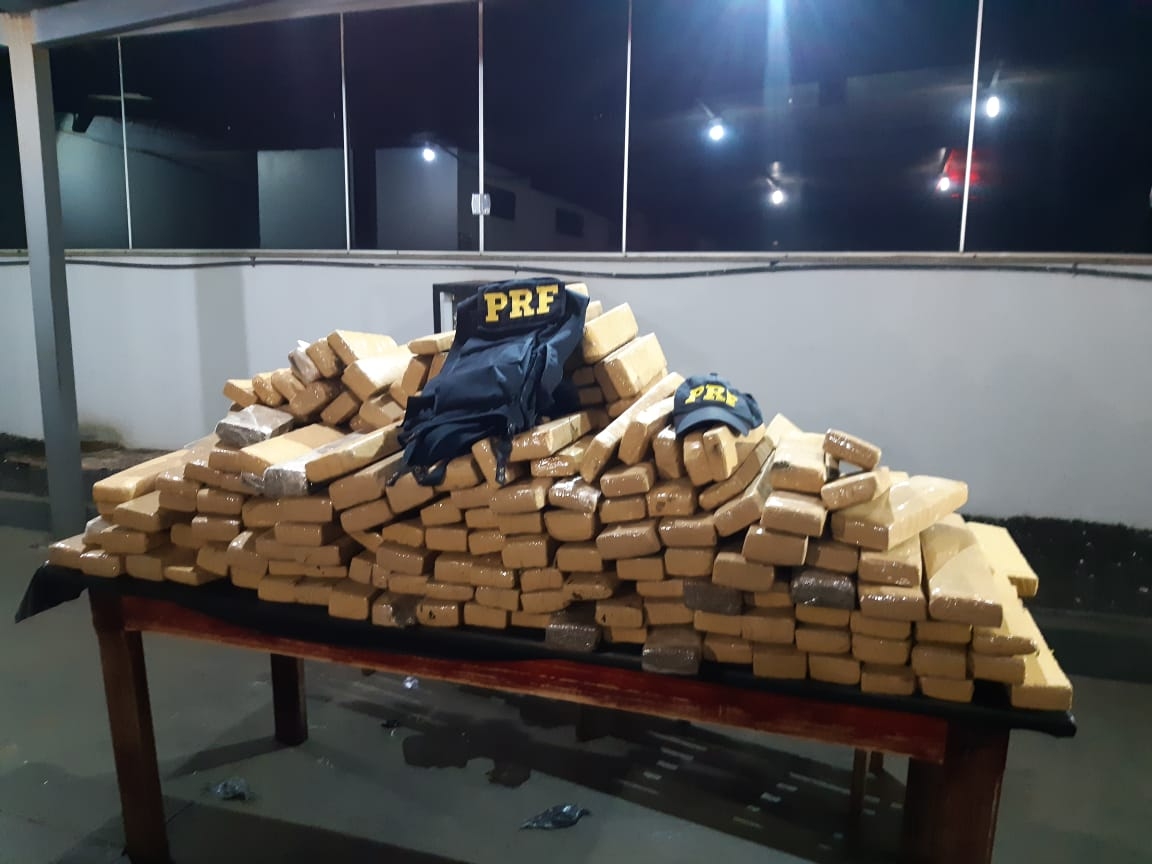 Quatro pessoas são presas com 500 quilos de maconha