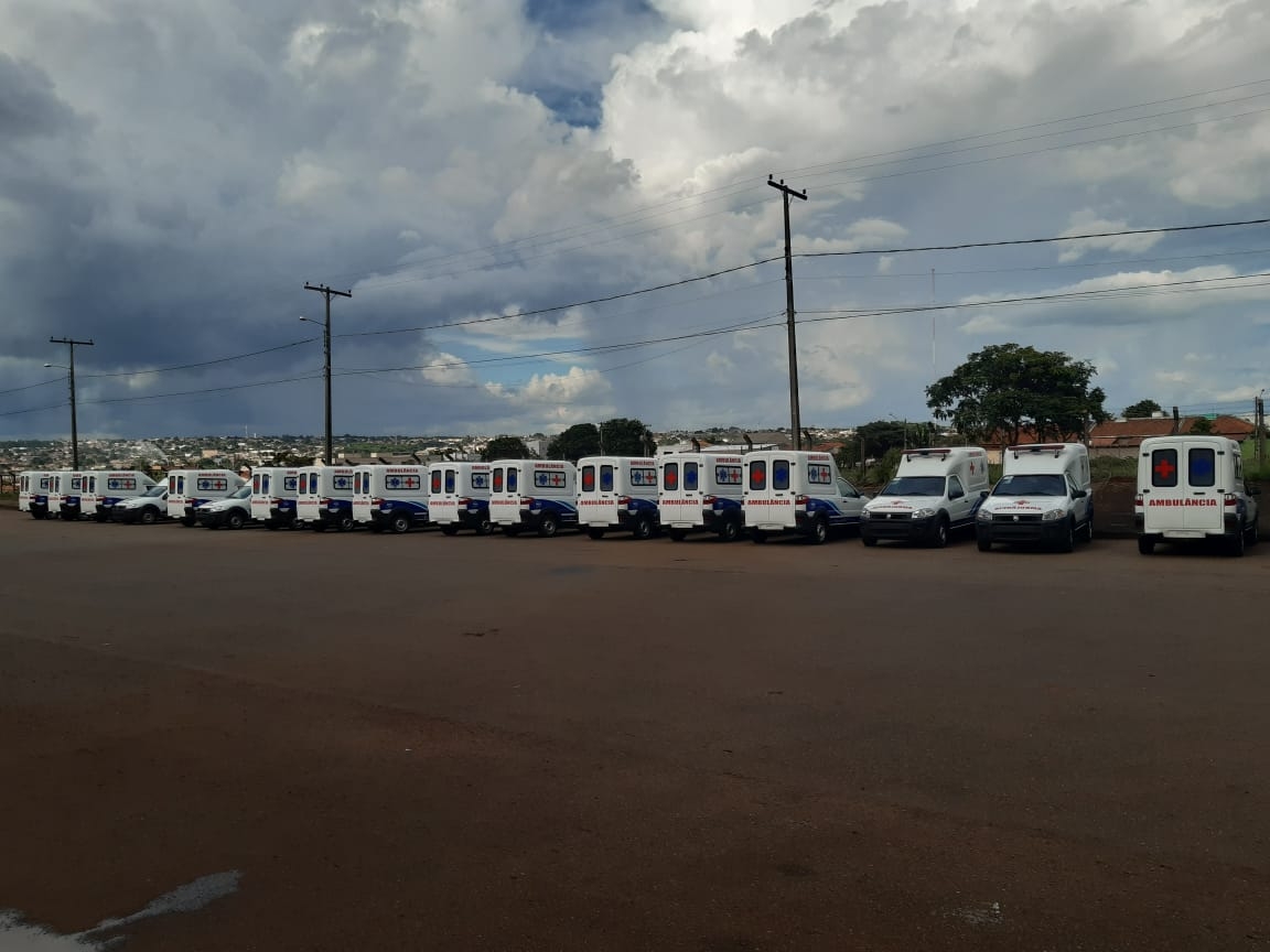 Prefeitura de Goiânia entrega 21 novas ambulâncias brancas