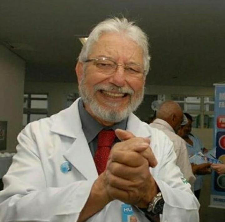 Médico Ciro Ricardo morre devido a complicações da Covid-19